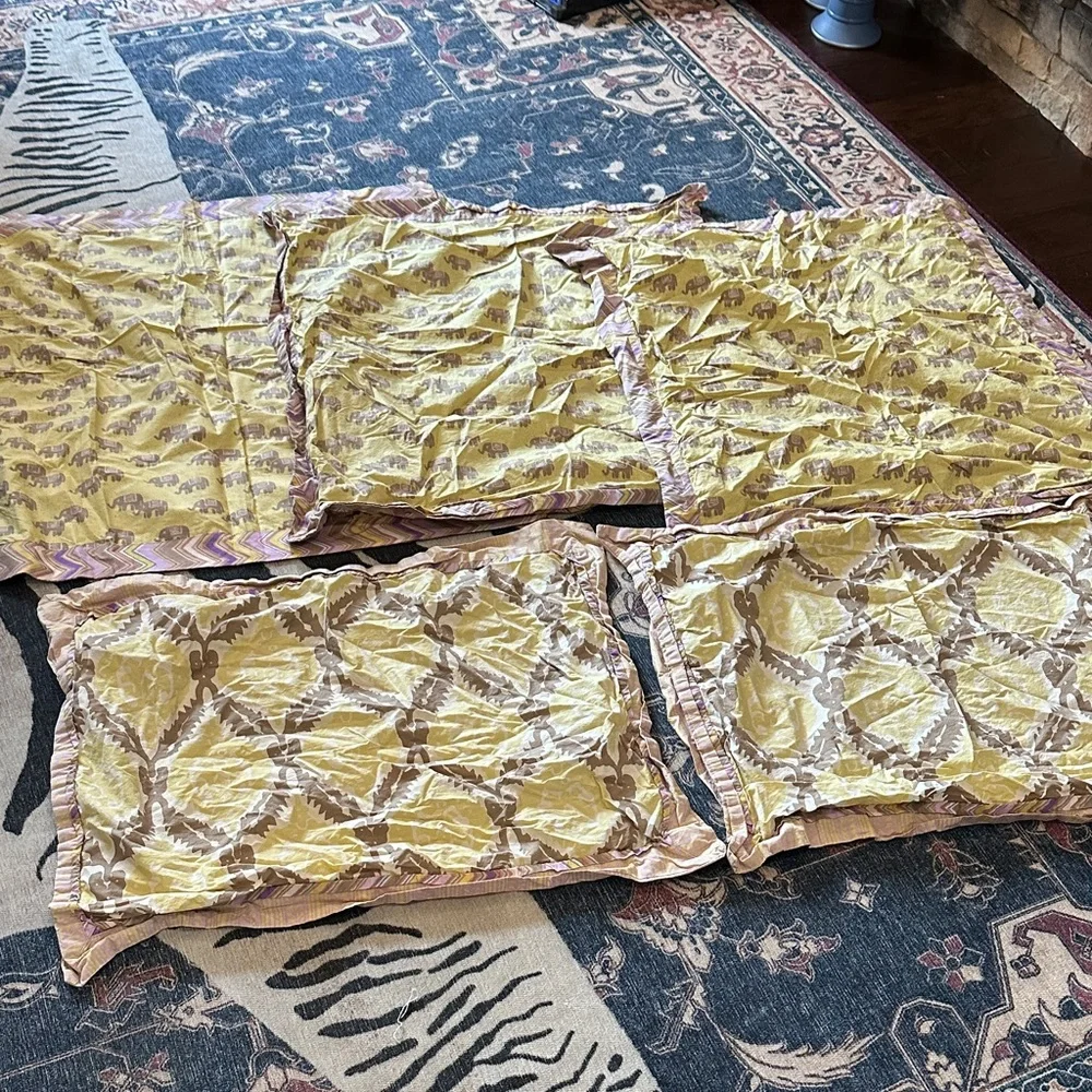 Plenty by Tracy Reese set of 3 European sham and 2 pillow cases